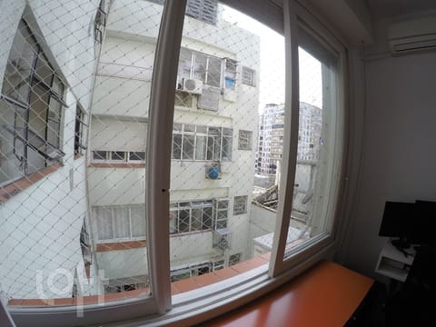 Image 27 - 268660
